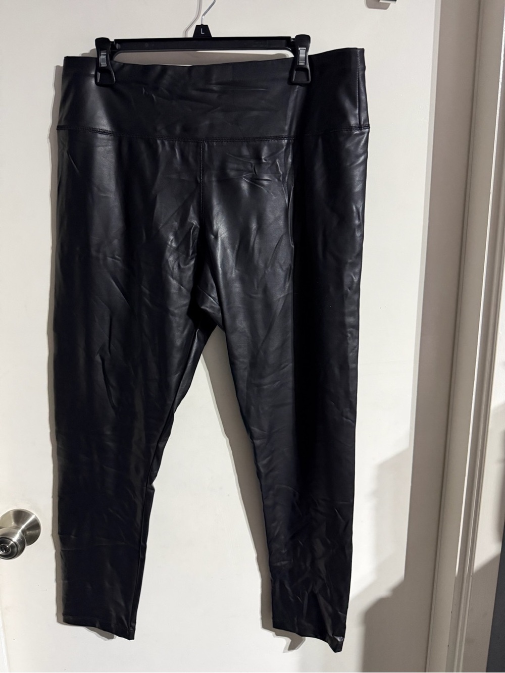 BNWT Women’s SOHO New York & Company Black Leggins High Waist Size L